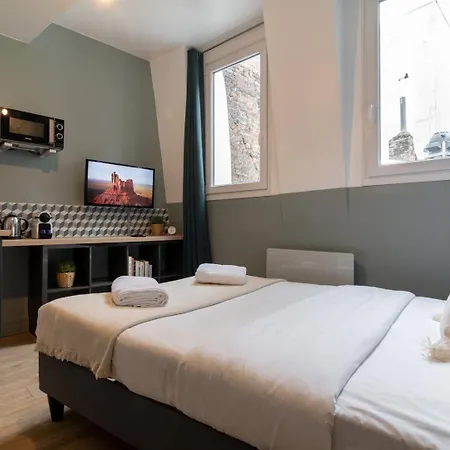 Hypercentre - And Equipped Studio! Apartment *
